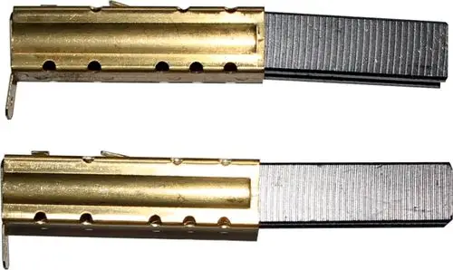 Kohlebürsten im Metallgehäuse, mit einer goldfarbenen und einer schwarzen Oberfläche, für die Saugturbine von Wolf.